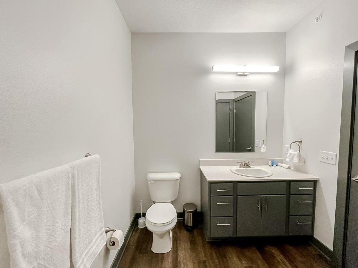 Sleepover 1Bd 1Ba Des Moines Apartments Esterno foto