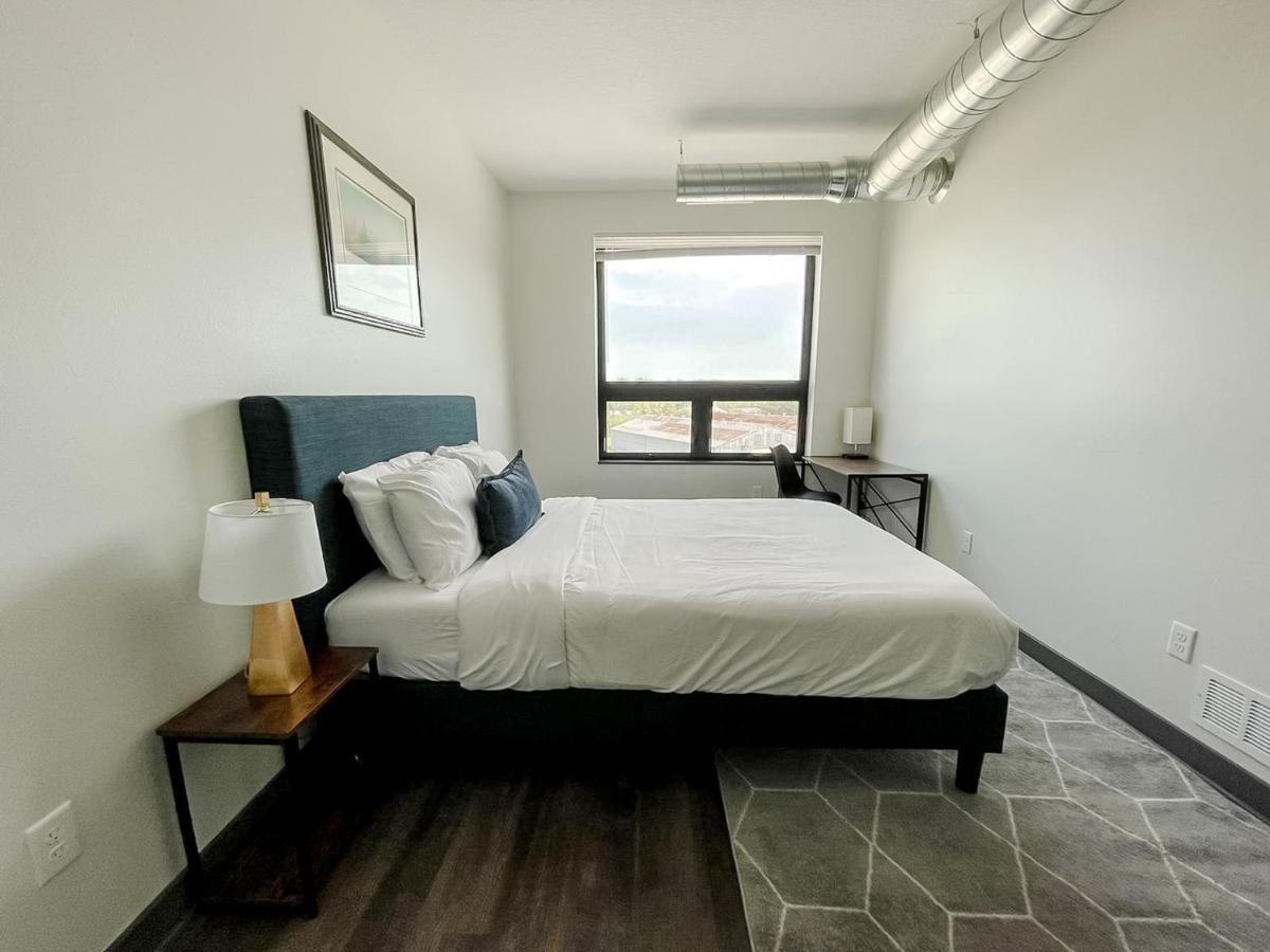 Sleepover 1Bd 1Ba Des Moines Apartments Esterno foto