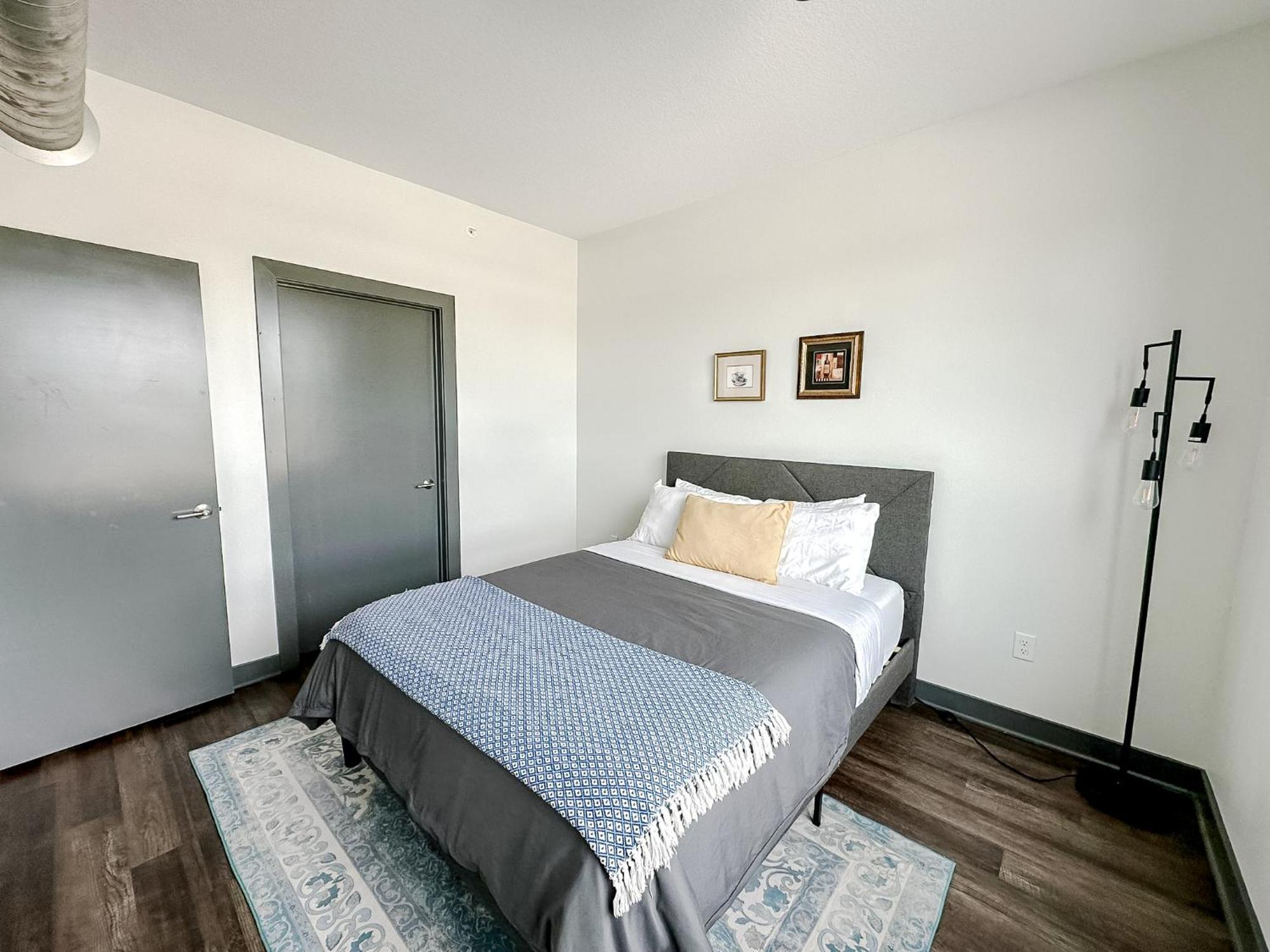Sleepover 1Bd 1Ba Des Moines Apartments Esterno foto